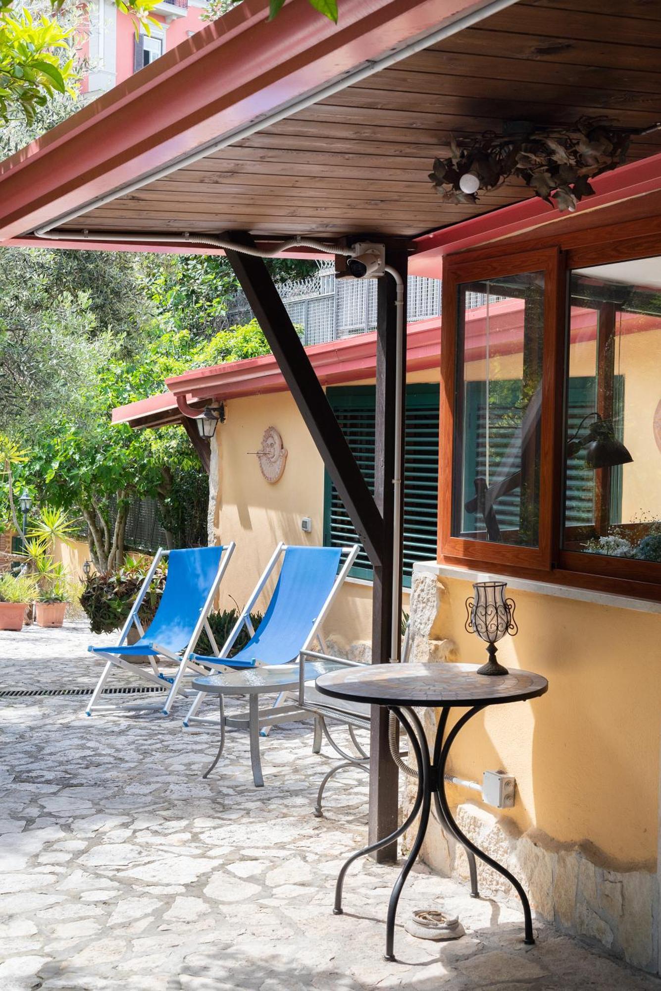 Couette-café La Nave 5*